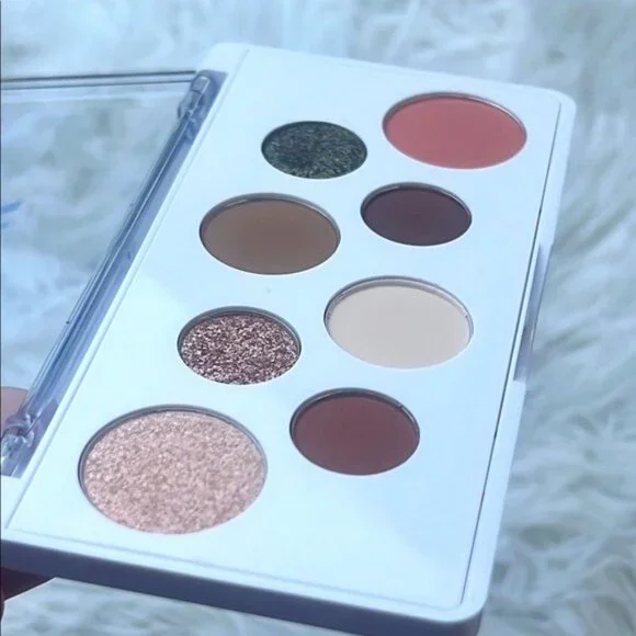 Formula Z Glamgasm Pro Artistry Face /Eye Palette-shadow, blush and highlighter - Picture 3 of 9